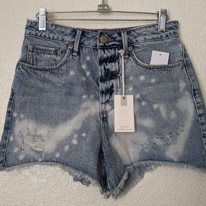 Good American Bombshell Cut Off Shorts Size 2/26